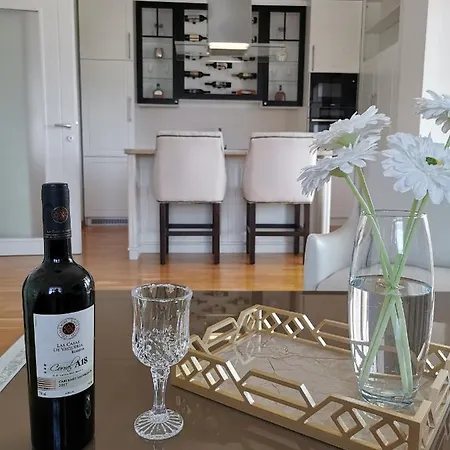 Luxury With A Stunning View, Free Parking * Tuzla