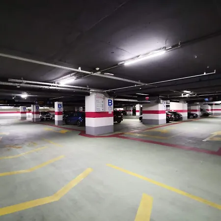 公寓 Luxury With A Stunning View, Free Parking